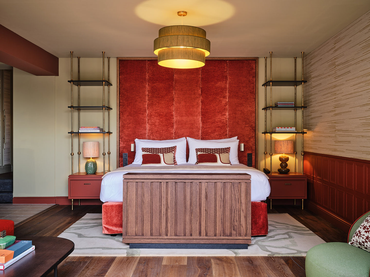 MadameGarage_Chateau_Neercanne_custome and handmade bedside and 3-Tier lamps MadameGarage_Chateau_Neercanne_custome and handmade bedside and 3-Tier lamps