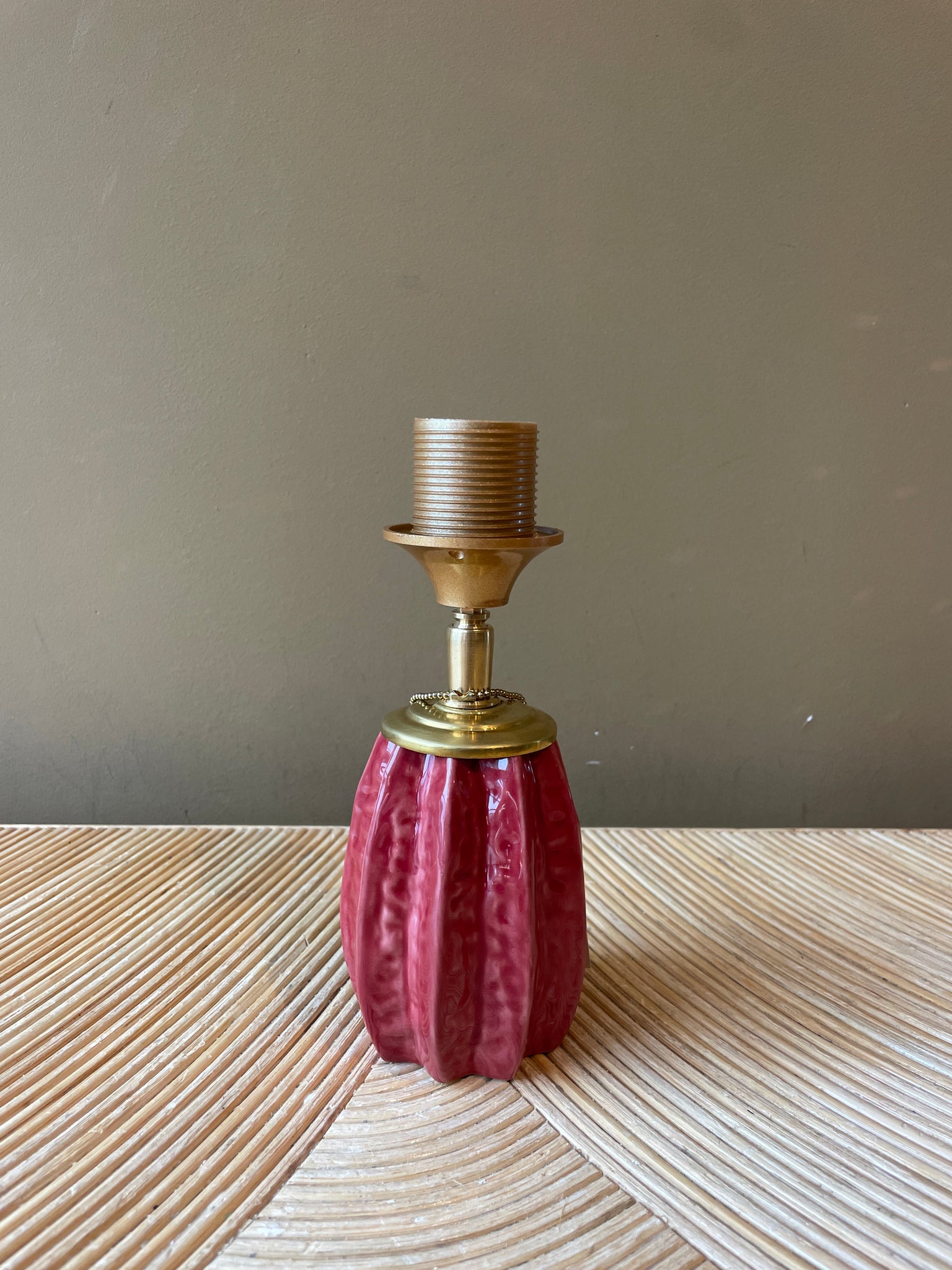 Port-a-table Framboise Pine