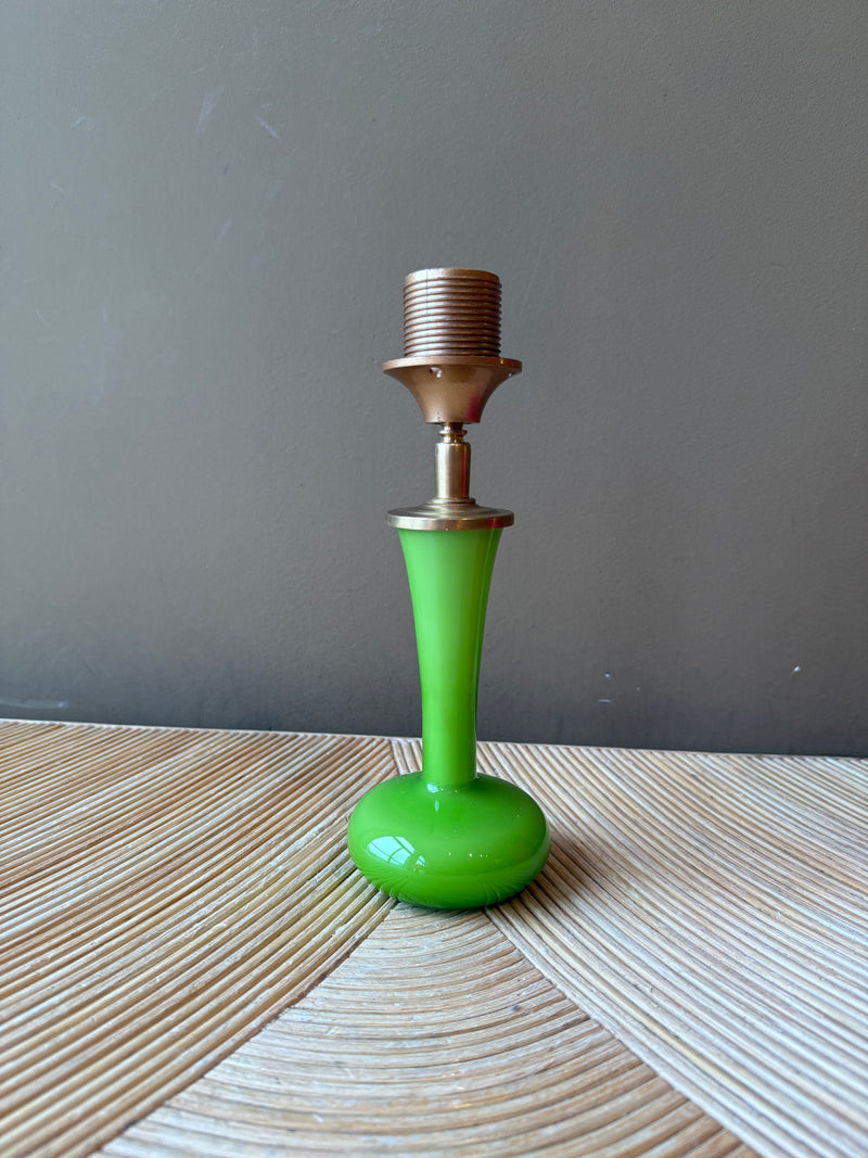 Port-a-Table Vintage Lime Green Glass