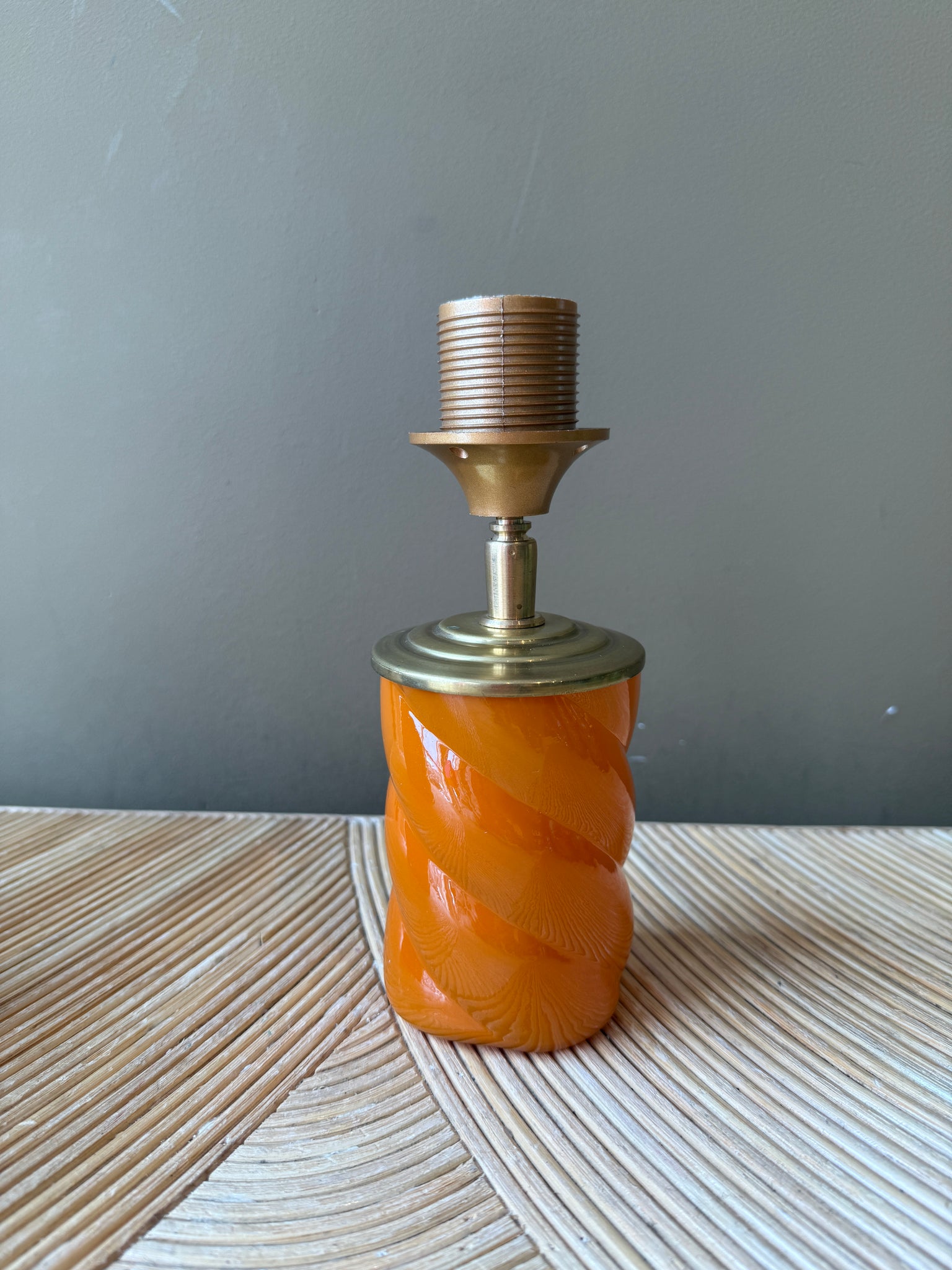 Port-a-table Solid Orange Twister