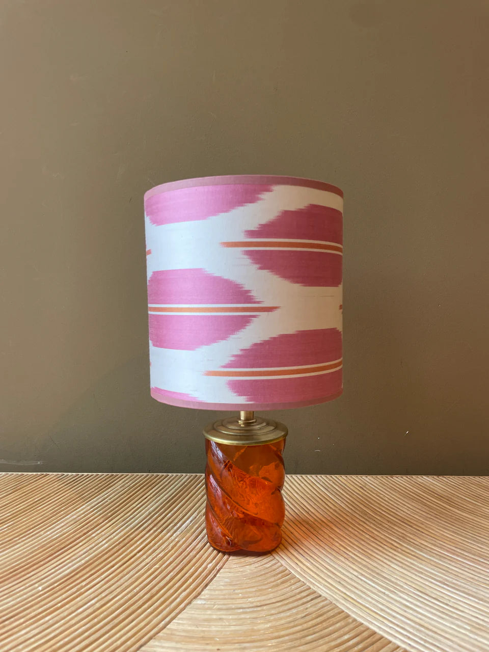 Port-a-table Clear Pink Twister