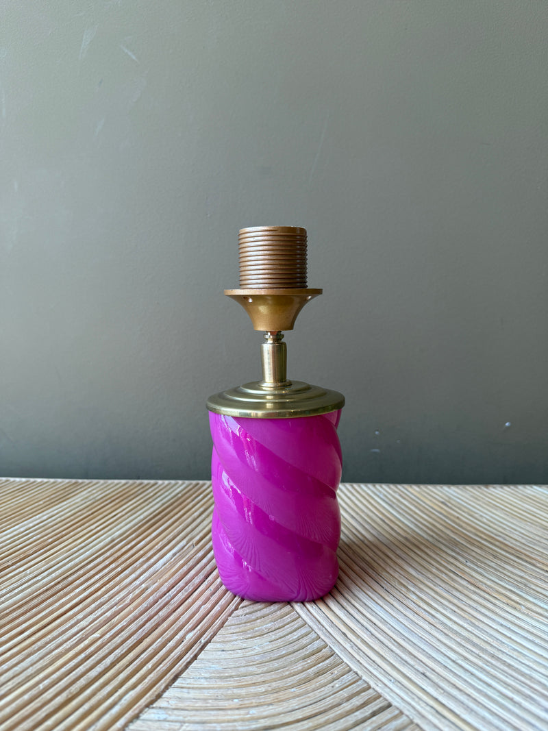Port-a-table Solid Pink Twister