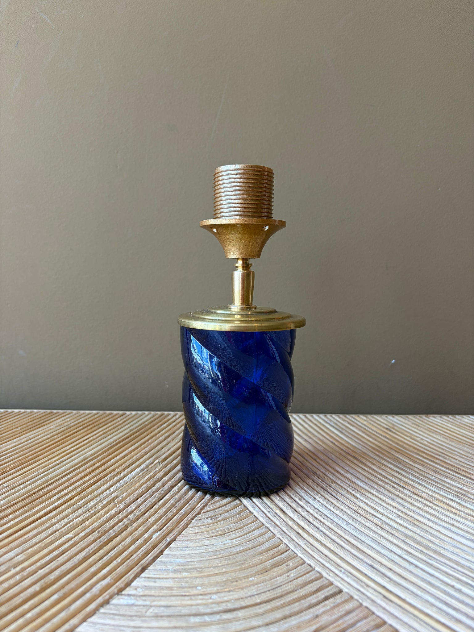 Port-a-Table Clear Blue Twister