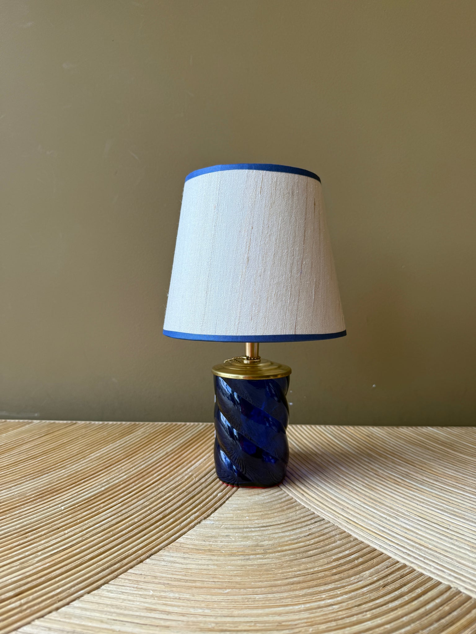 Port-a-Table Clear Blue Twister