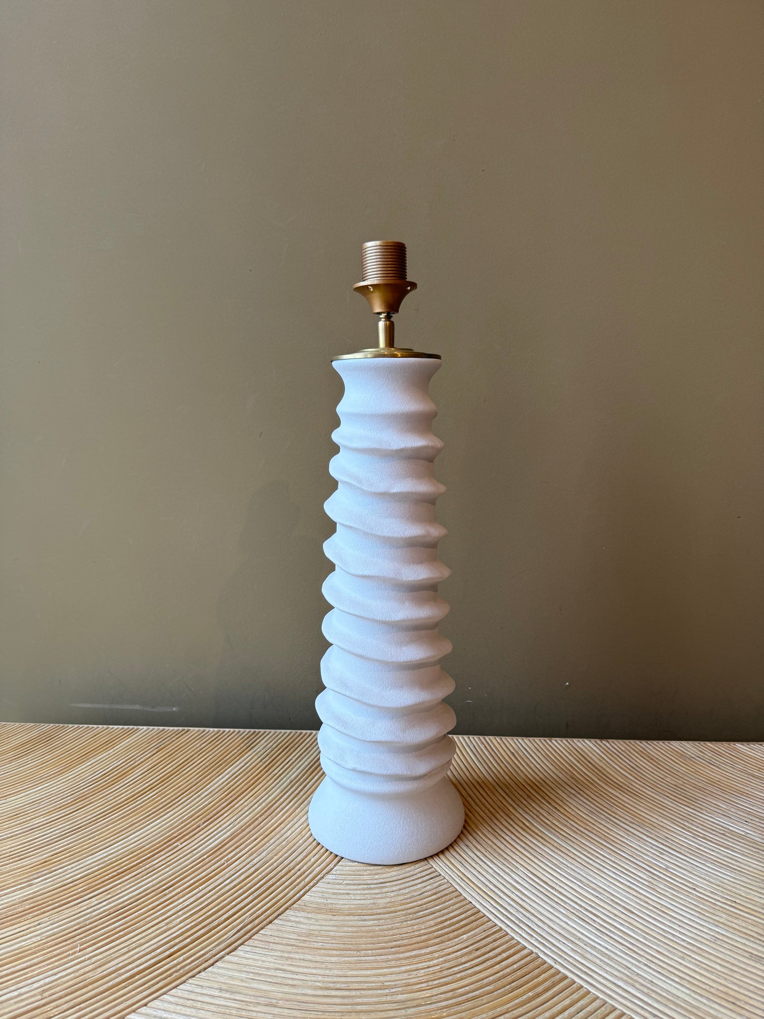 White Twister L