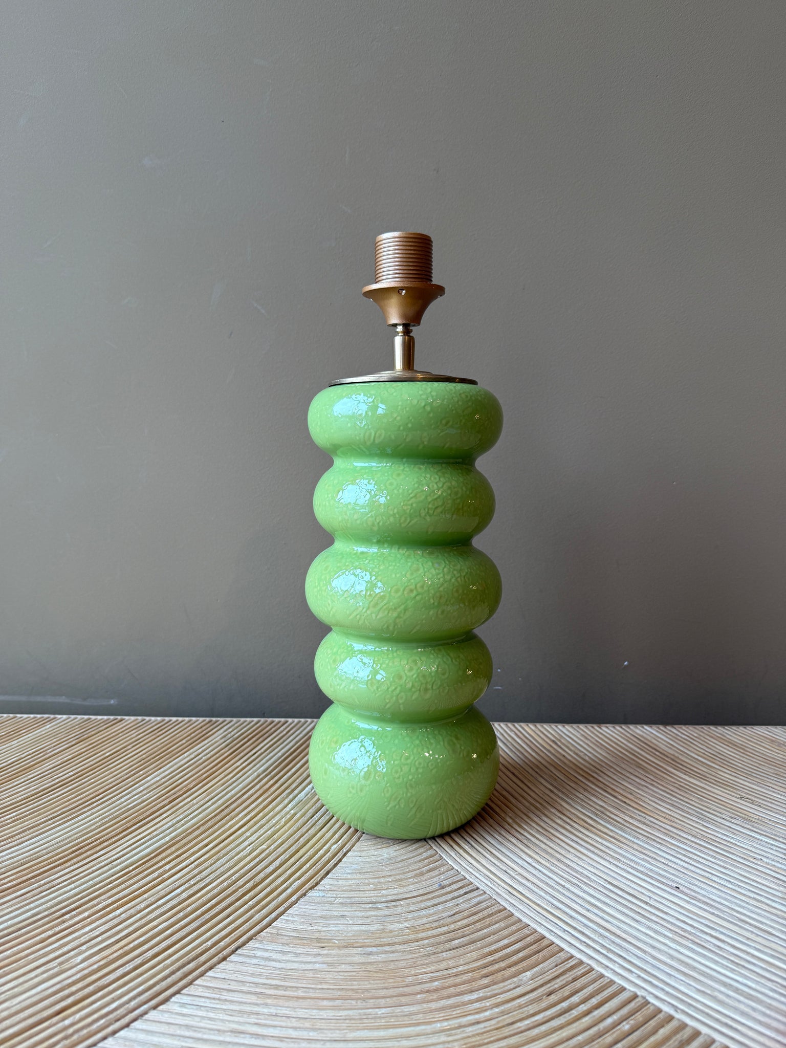 Green Spotted Pebbles M