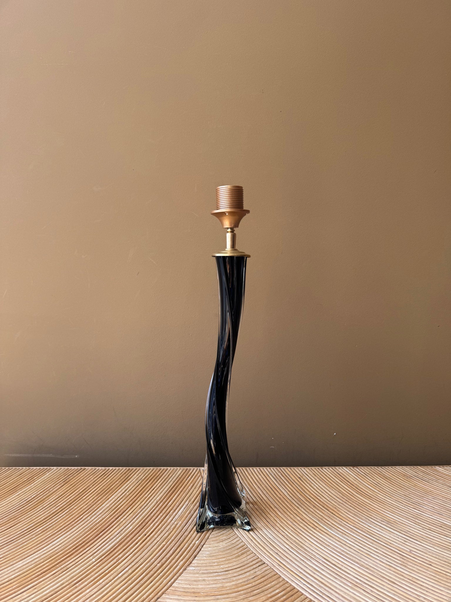Vintage Black Skinny Swirl