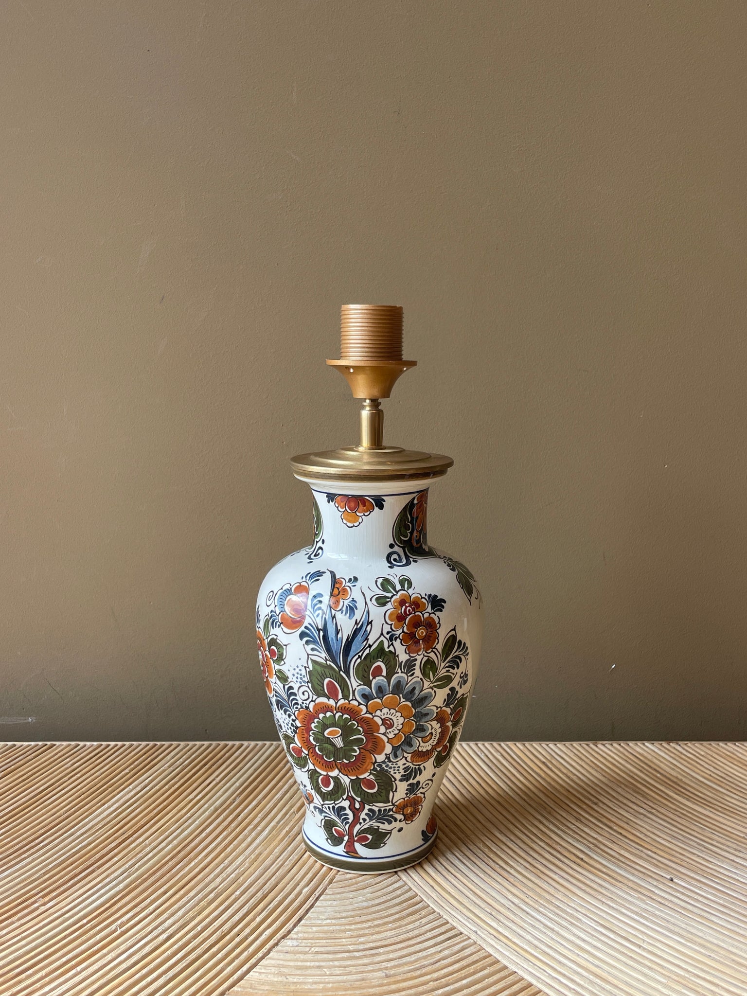 Delft Flower Jar Brown Green Model A