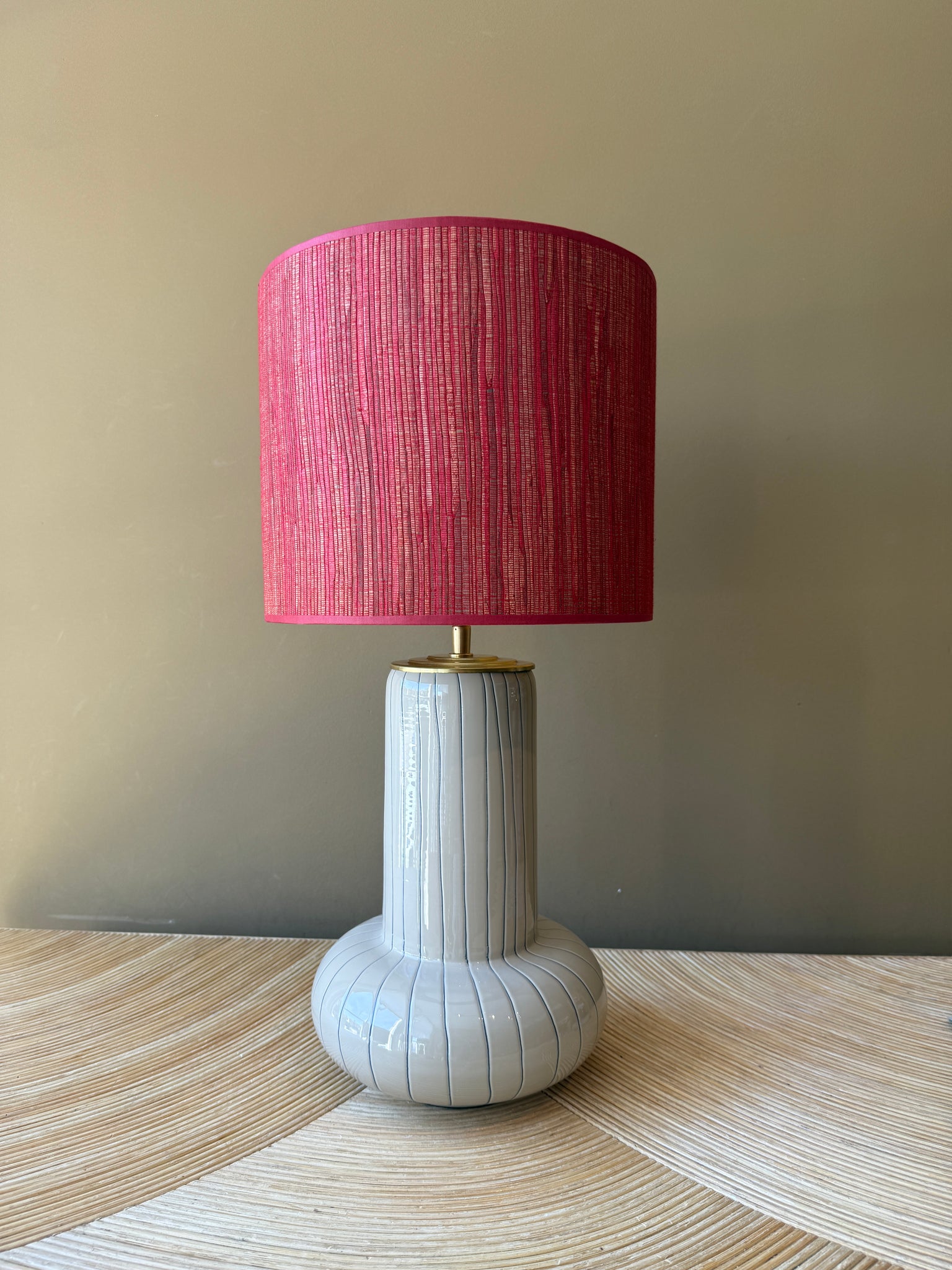 Steel Stripes Mushroom Creme