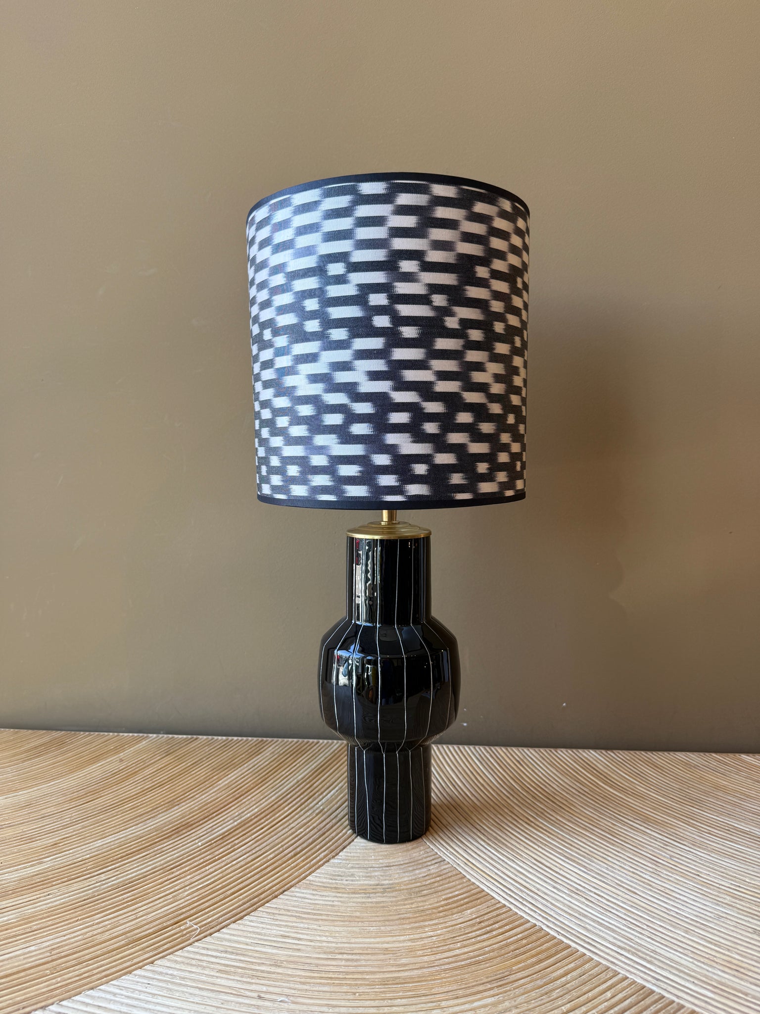 Steel black stripes M