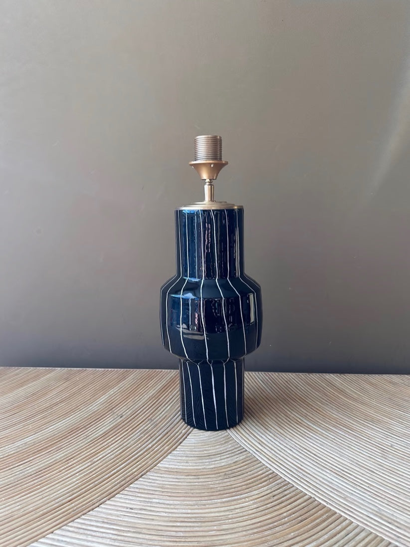 Steel black stripes M