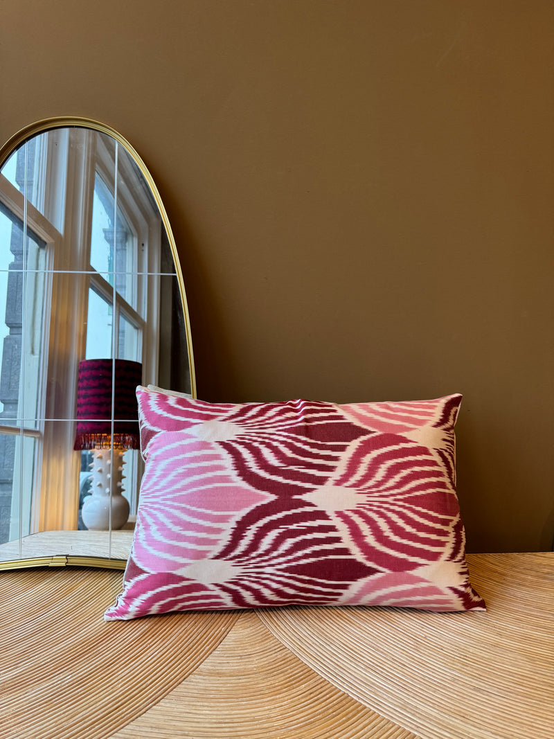 SALE Cushion Silk Pink Leaves - Silk Ikat