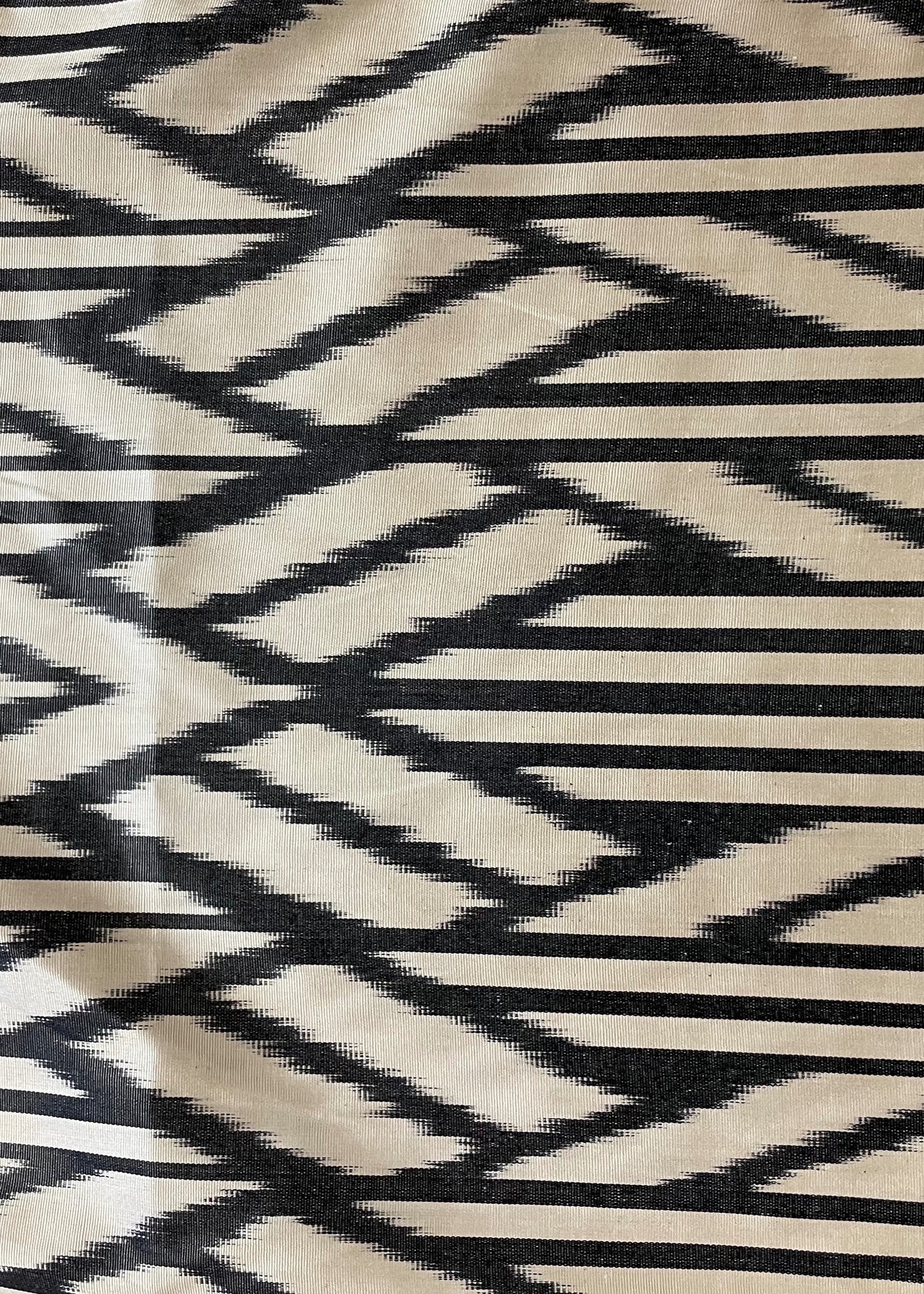 Black White Graphic Silk Ikat