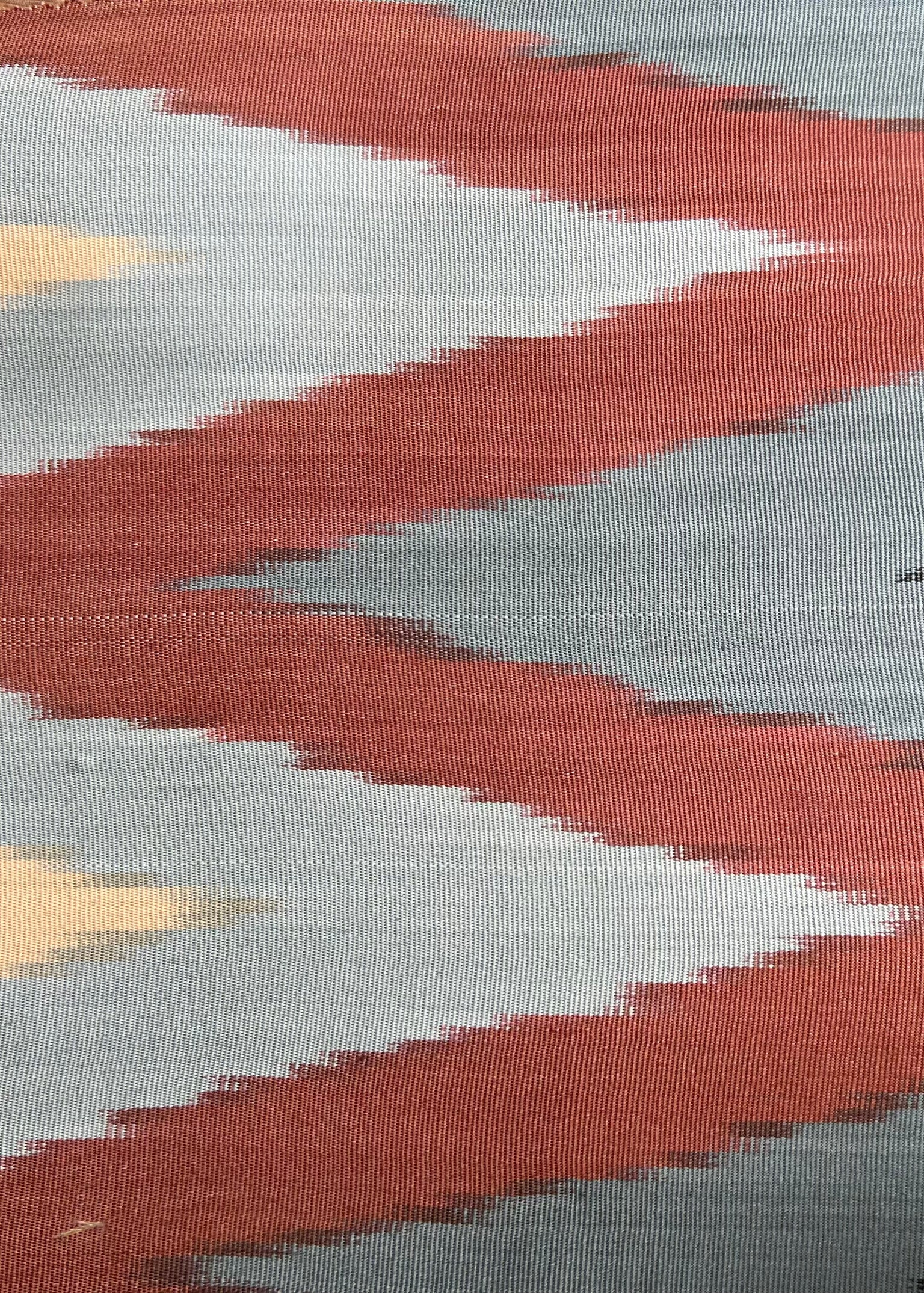 Missona Zigzag Silk Ikat