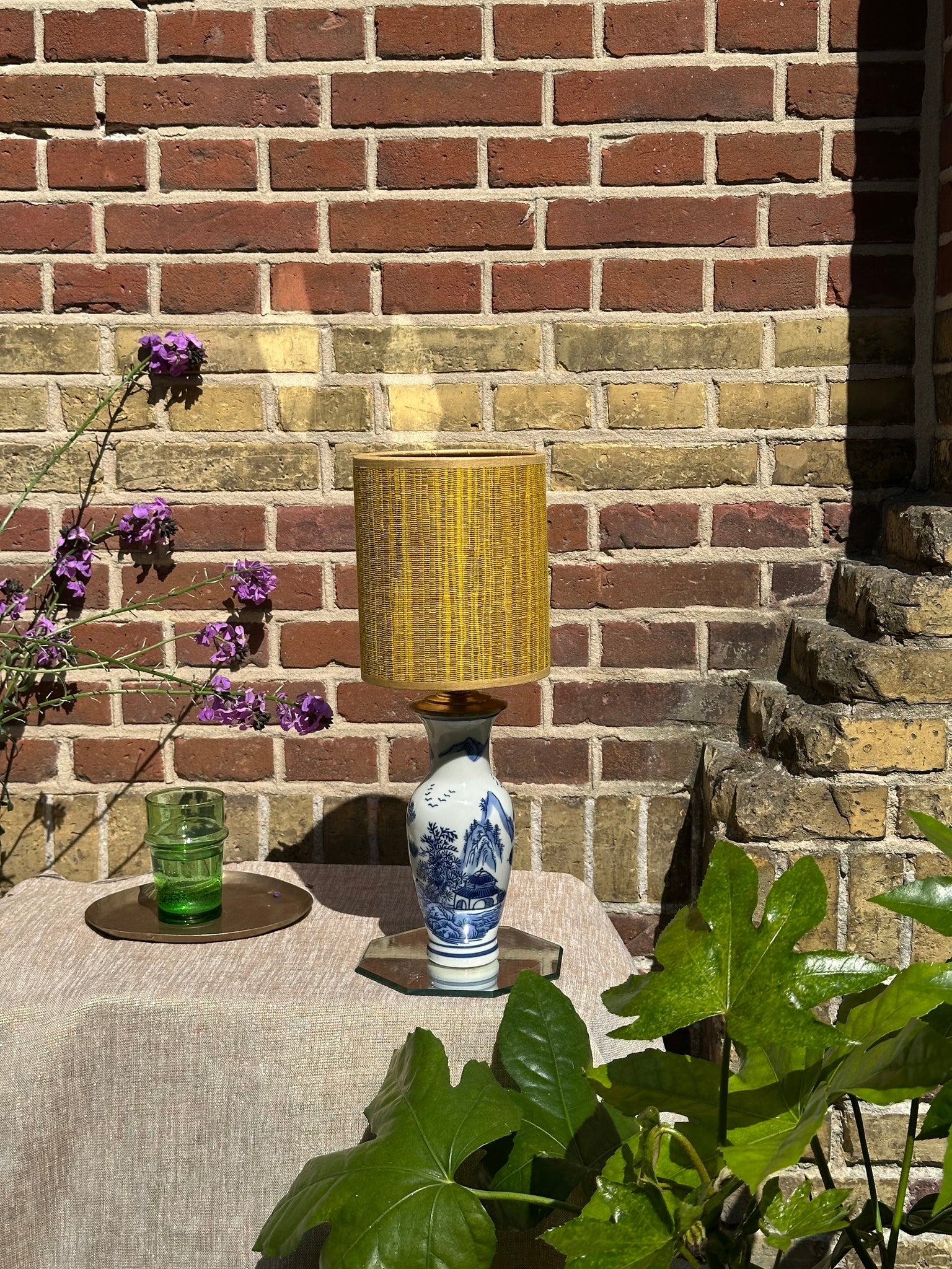 Port-a-table Chinese Blue | Coco Bright Yellow