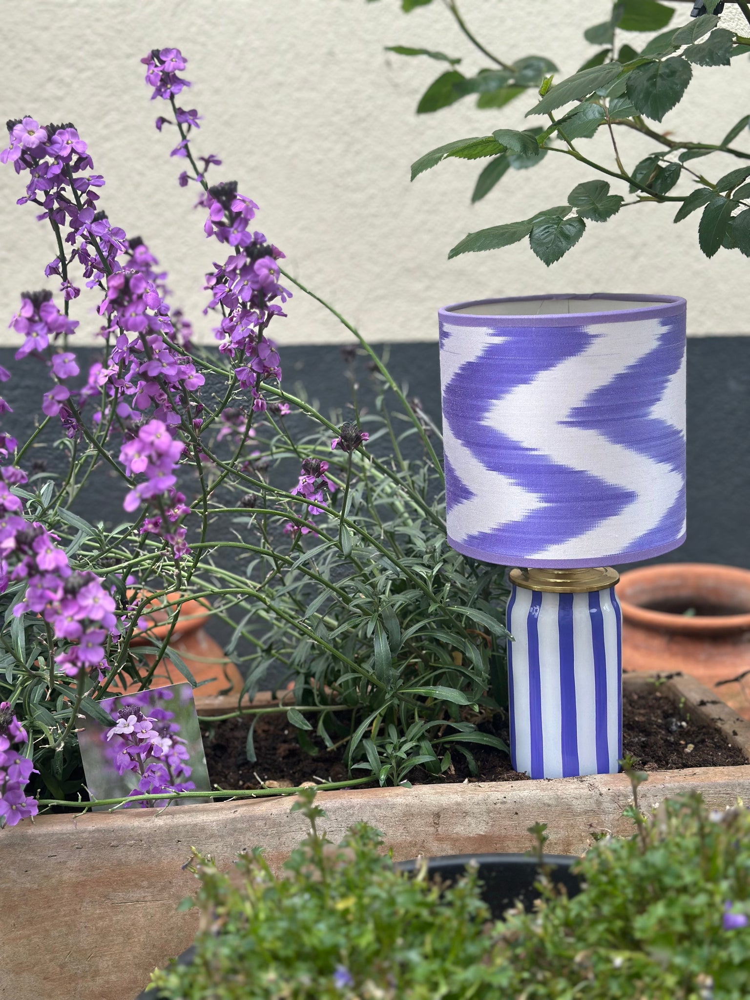 Port-a-table Beach Cup Purple | Purple Zigzag