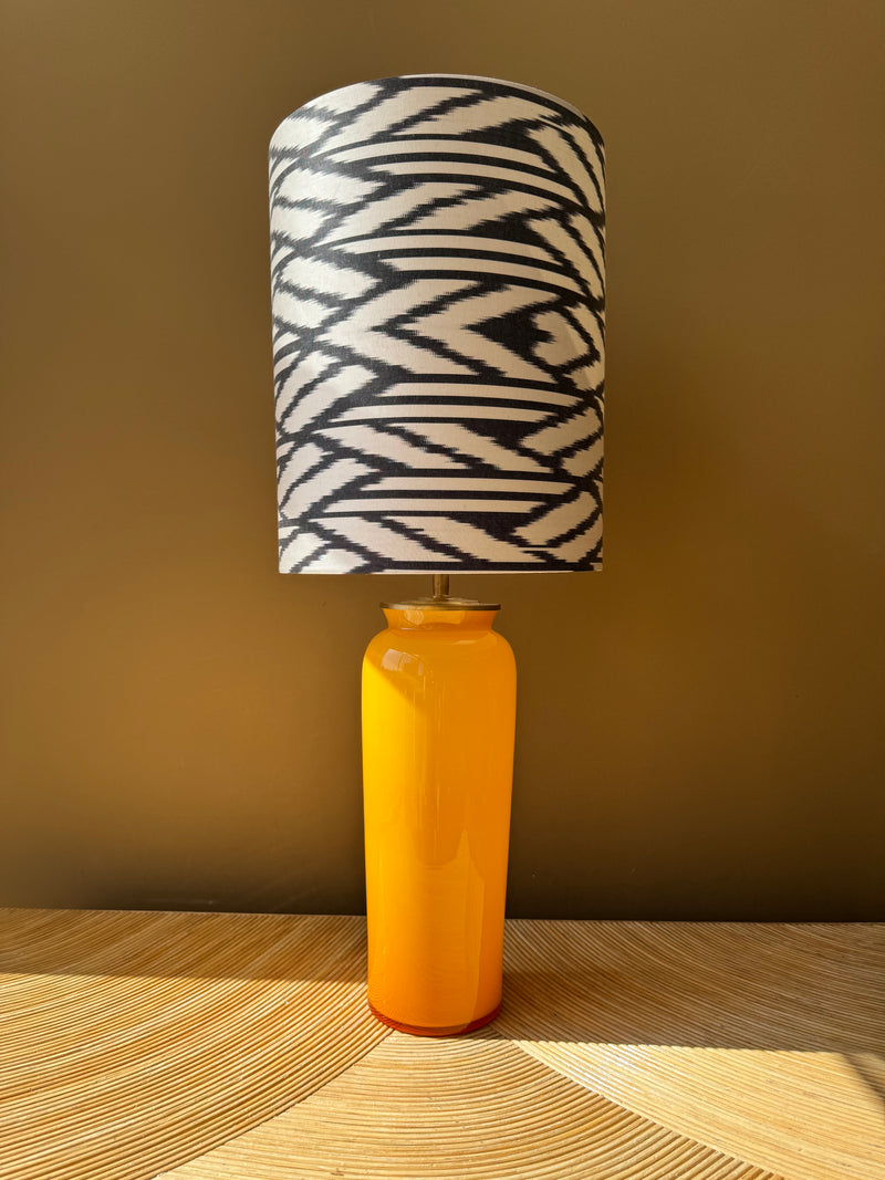 Ochre Bottle 40_graphic black white