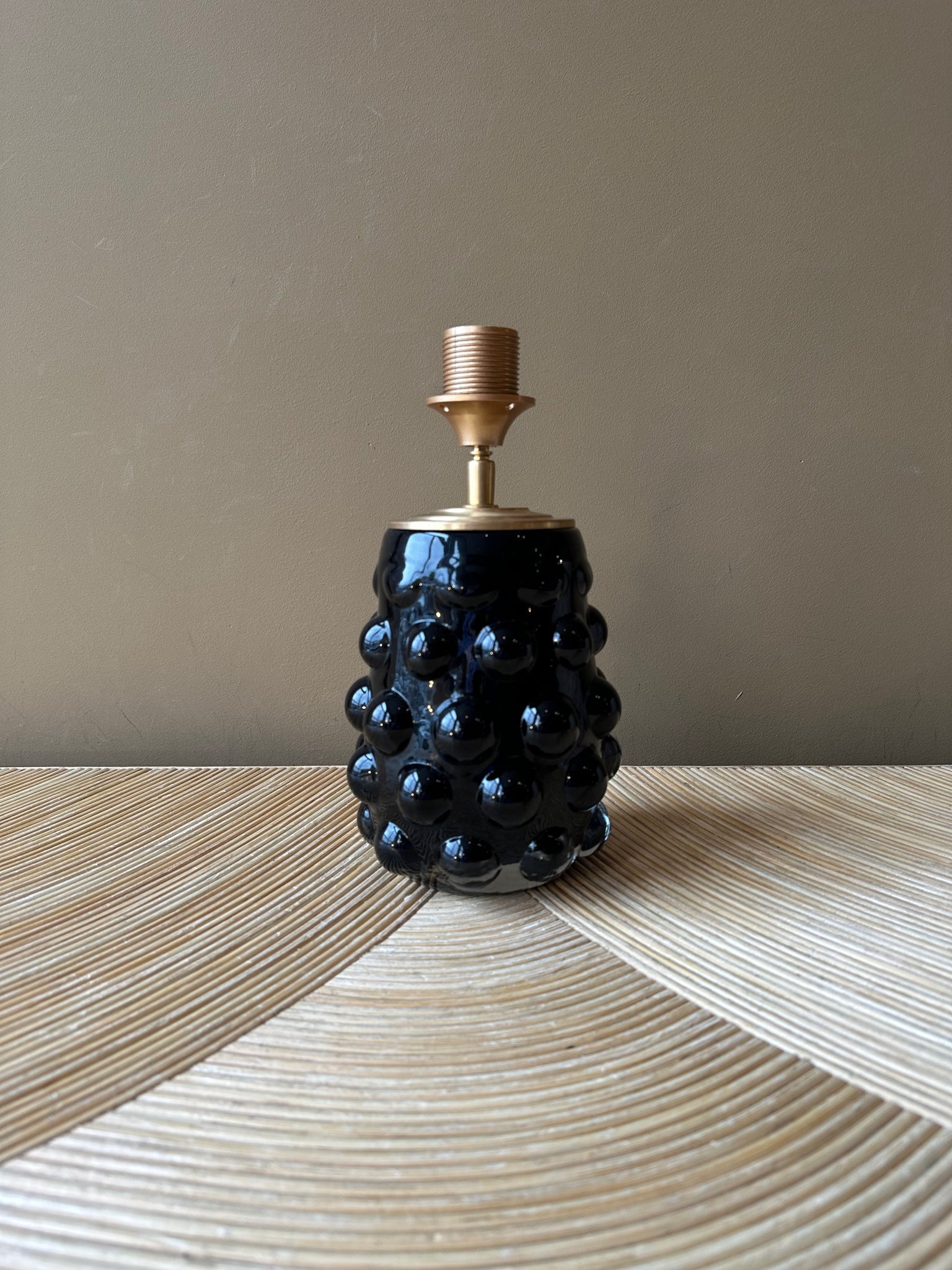 Black Glass Myrtille