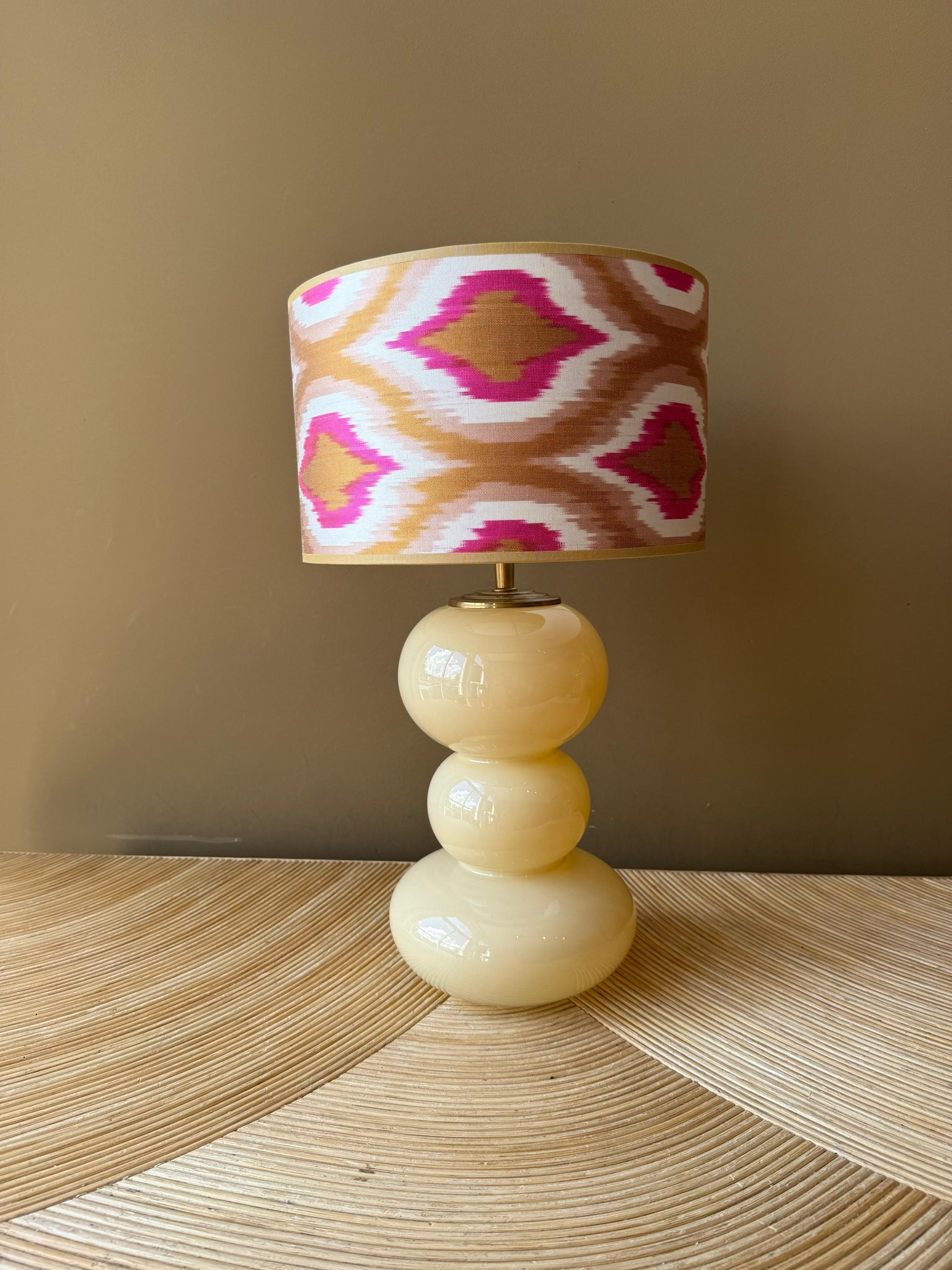 Butter Yellow Pebble