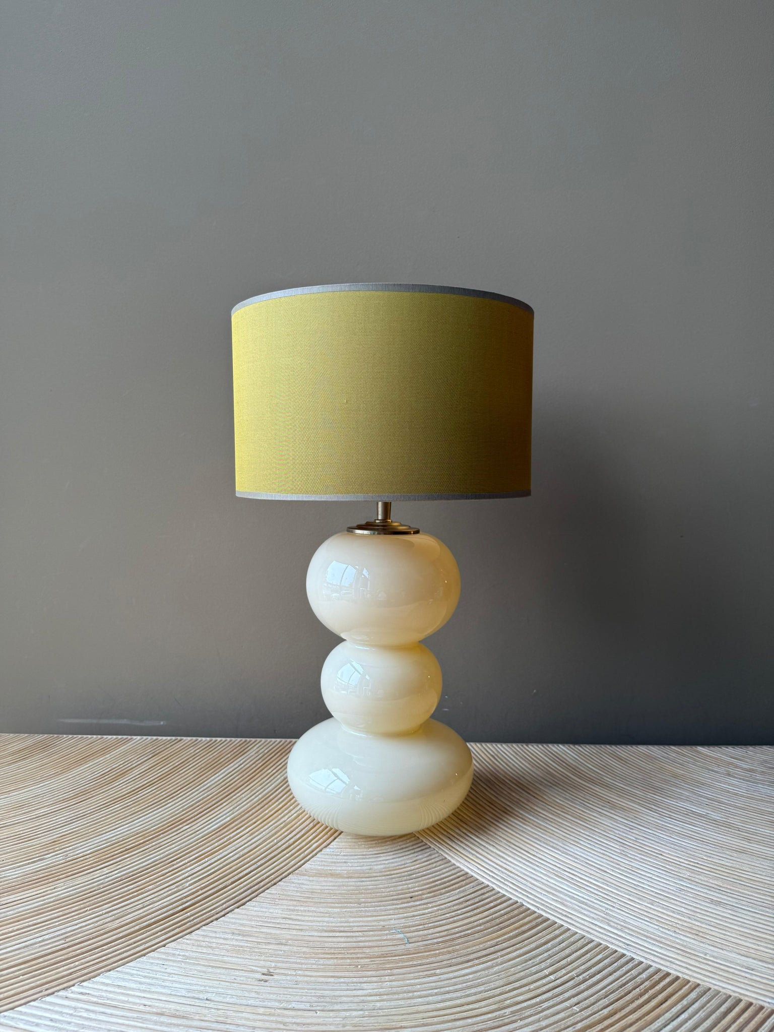 Butter Yellow Pebble