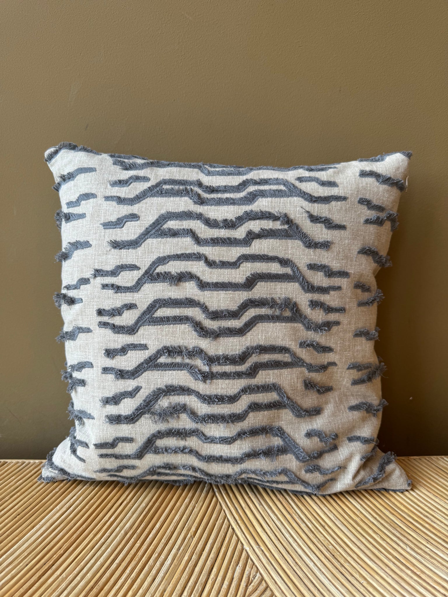 SALE Cushion Tiger Fray - Cotton
