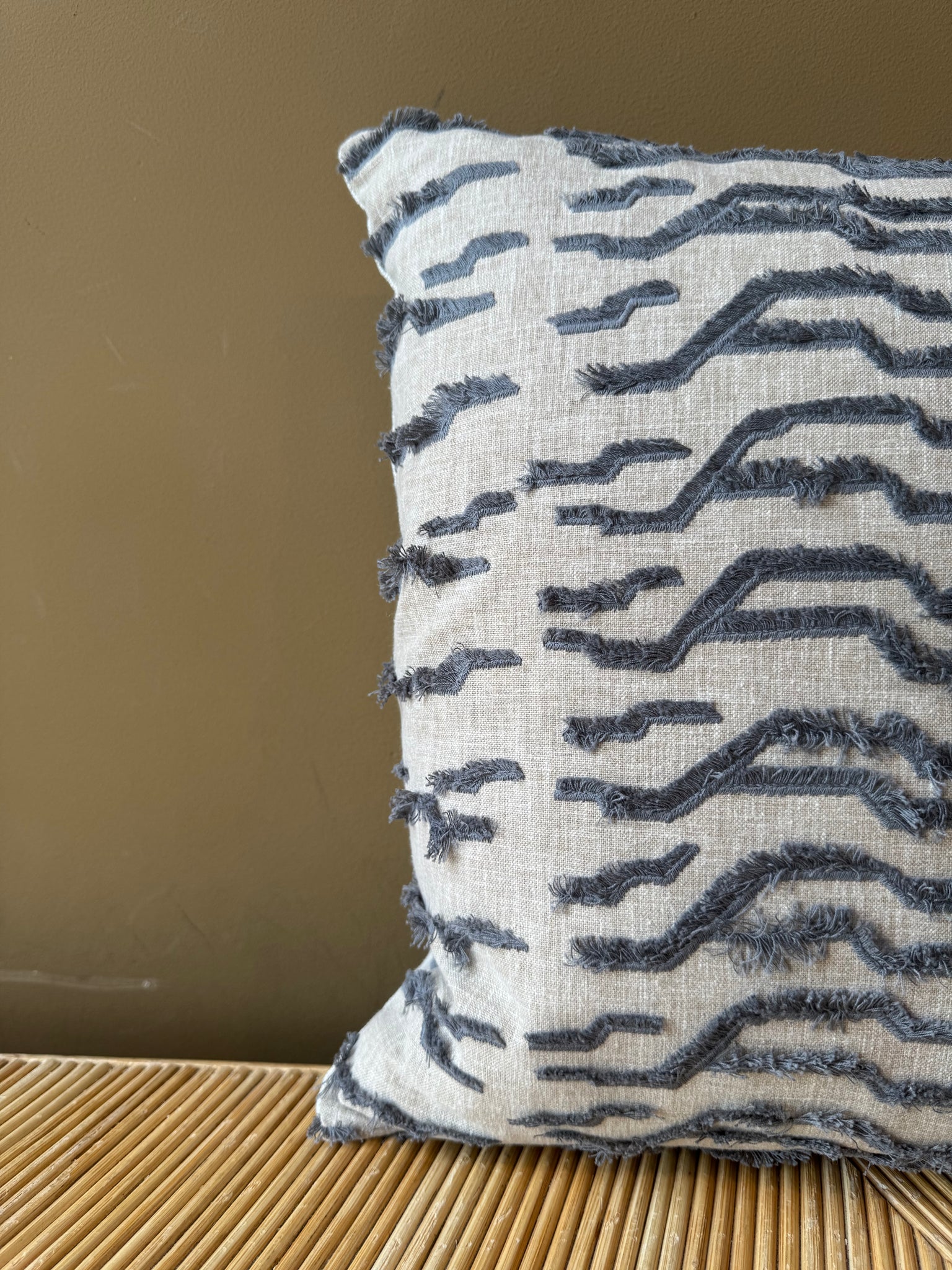 SALE Cushion Tiger Fray - Cotton