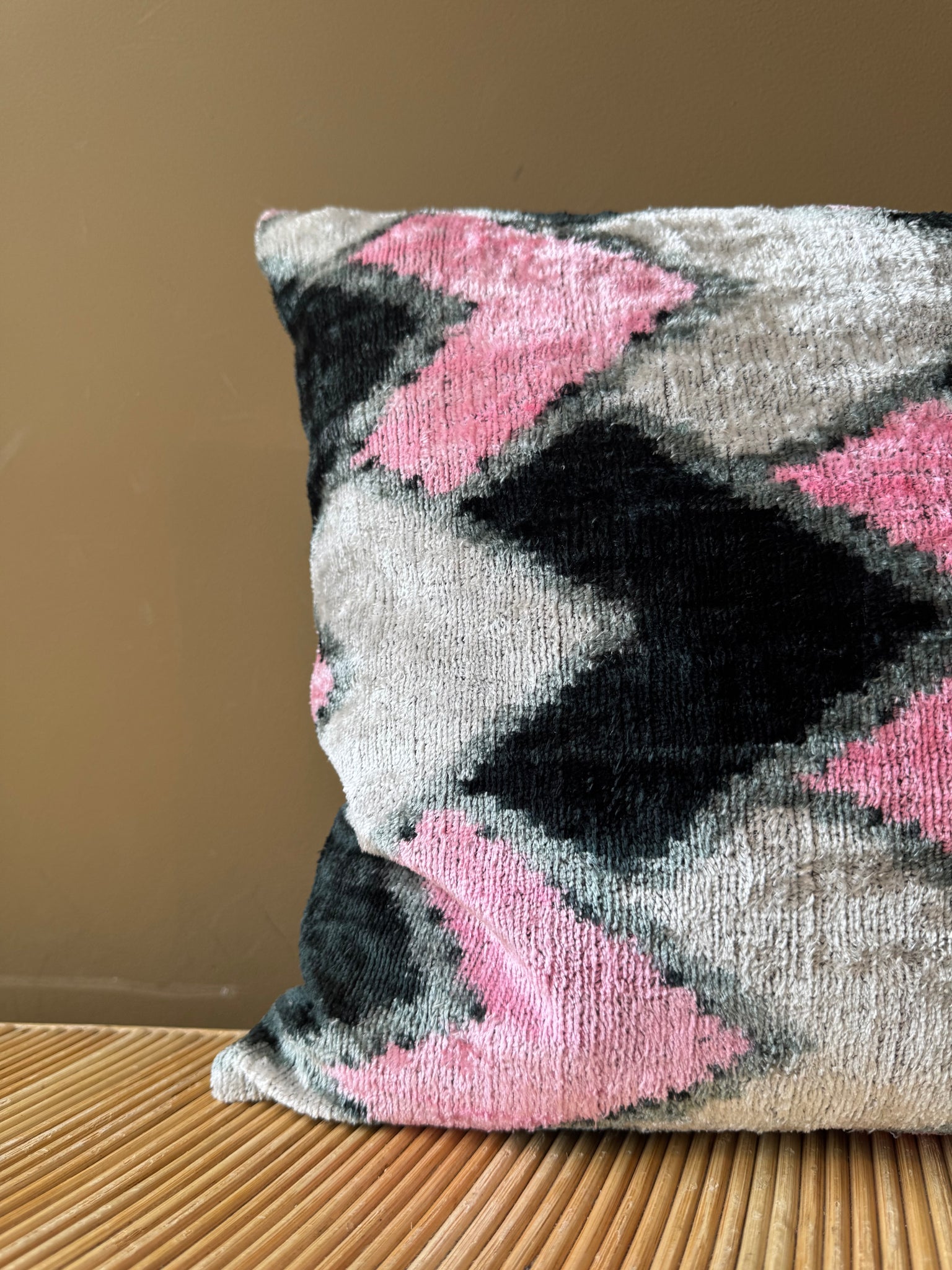 SALE Cushion Velvet Candy Cane - Velvet Ikat