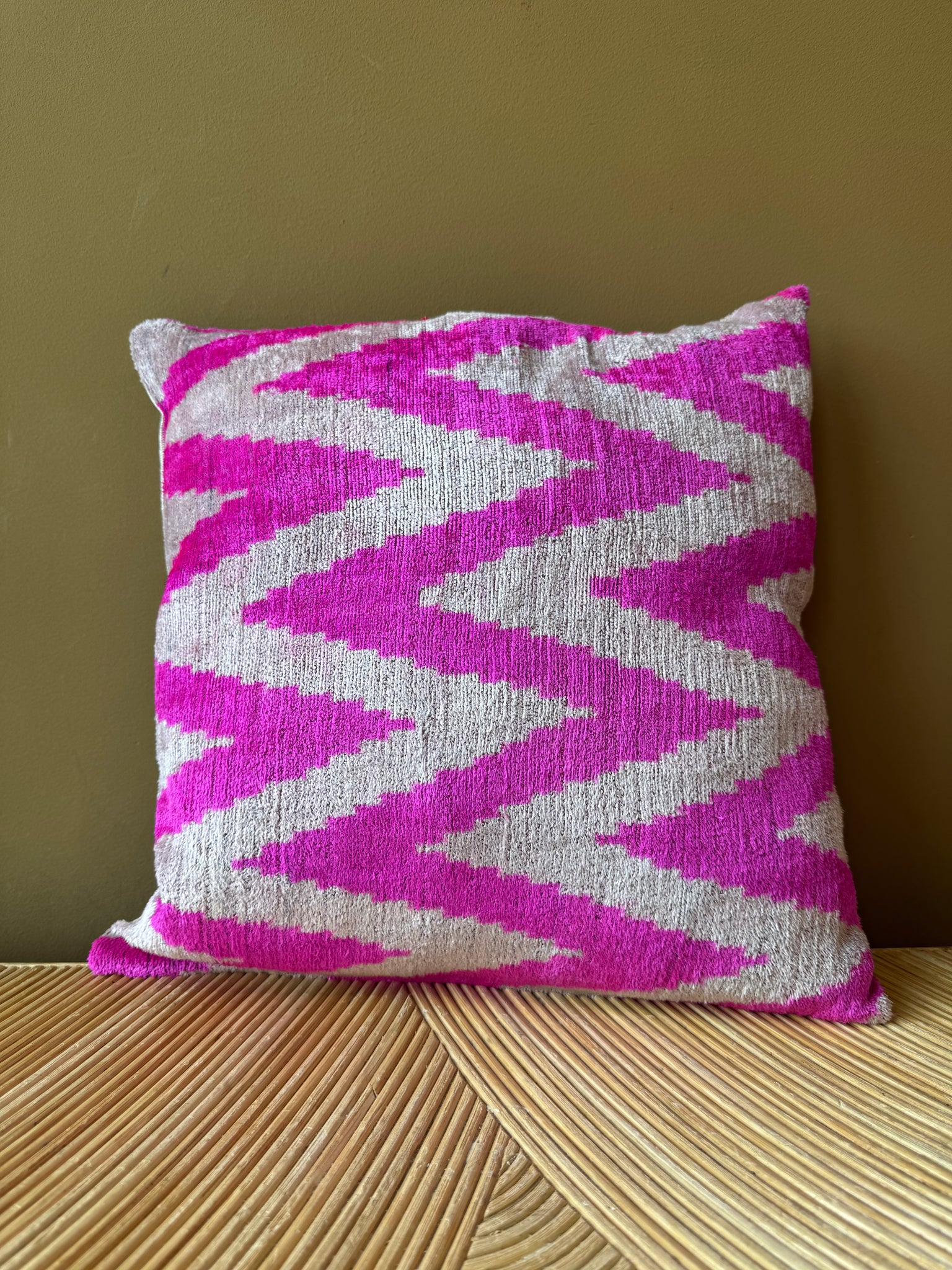 SALE Cushion Velvet Pink Zigzag - Velvet Ikat