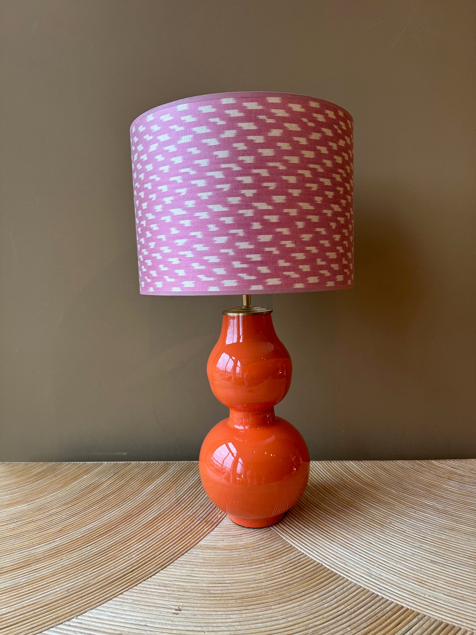 glossy skittle orange 40_pink mini dots