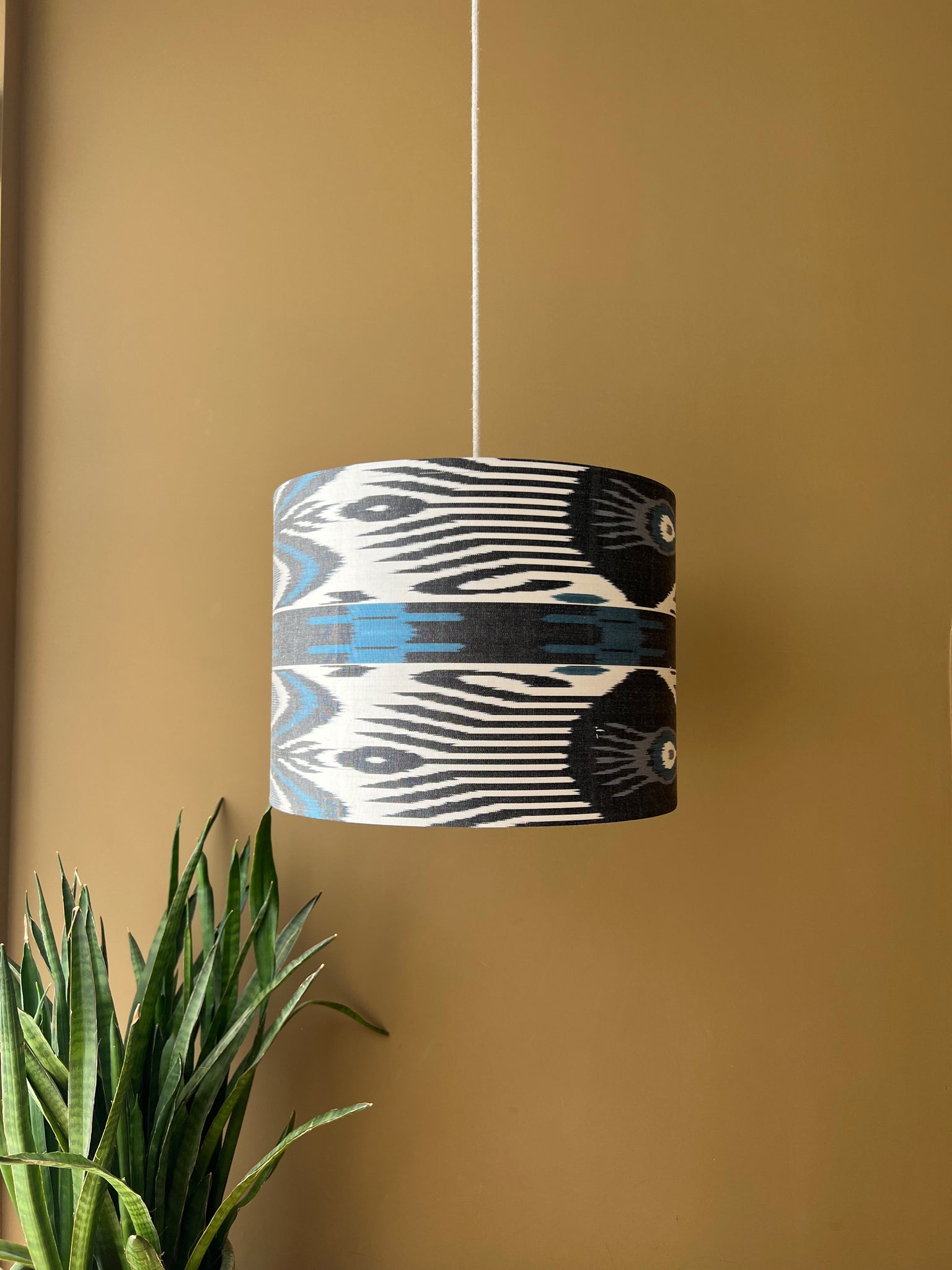 Blue Black Grill Silk Ikat