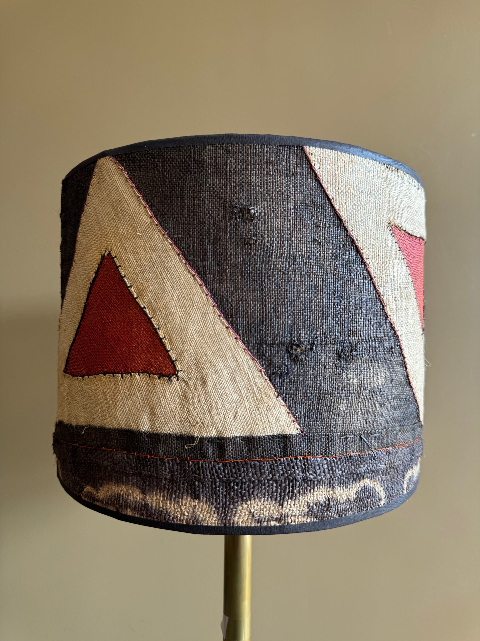 Kuba Multicolor Triangle