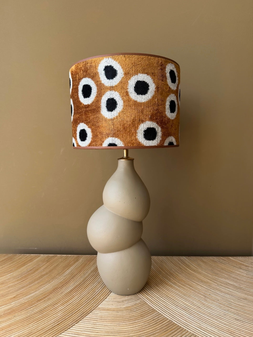 「SIAM SHADE/10～The Perfect Collection～」 Travertin Bamboo Natural Stone Lamp Base | Unique Design by Madame