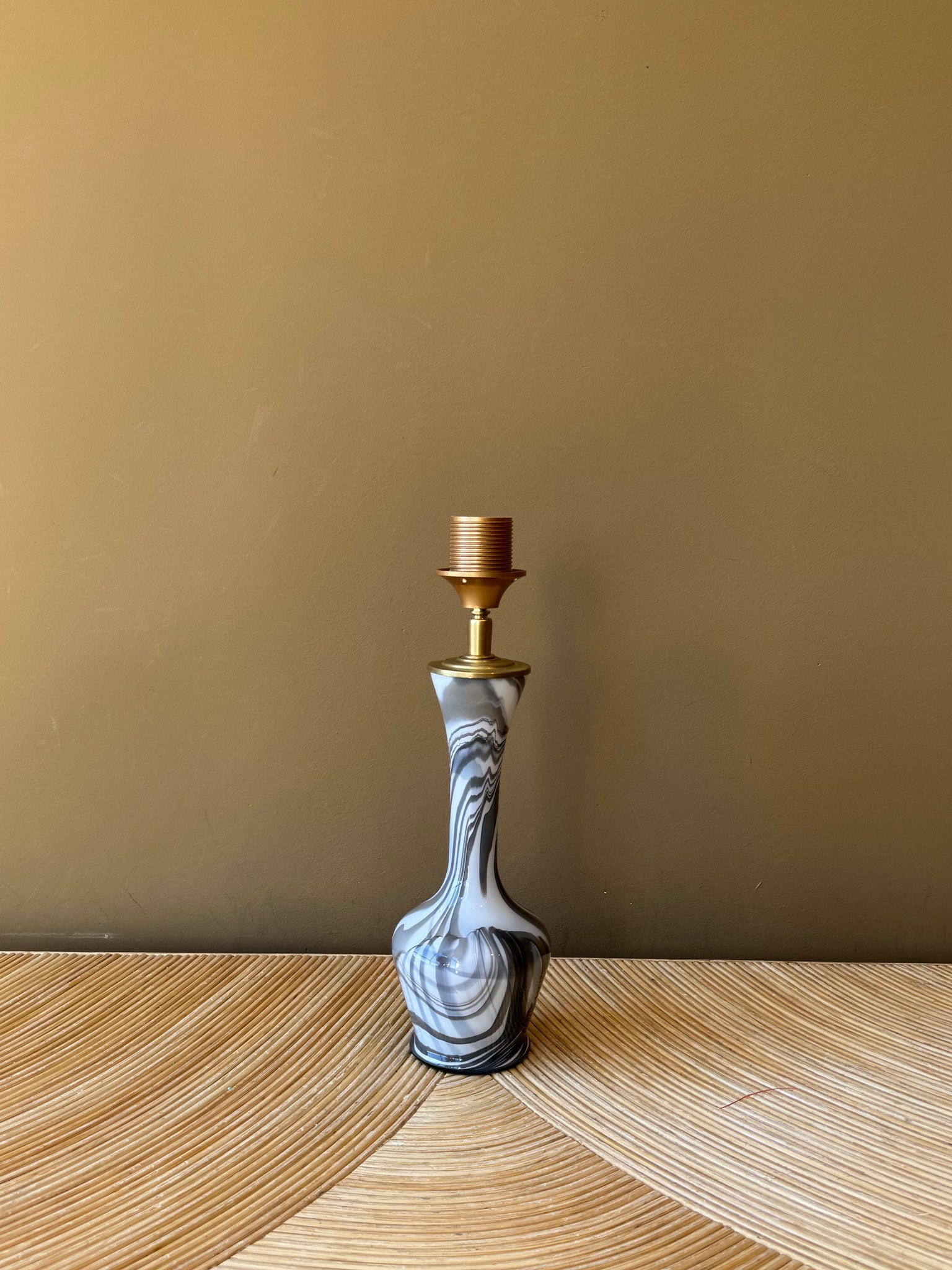 vintage grey swirl_B