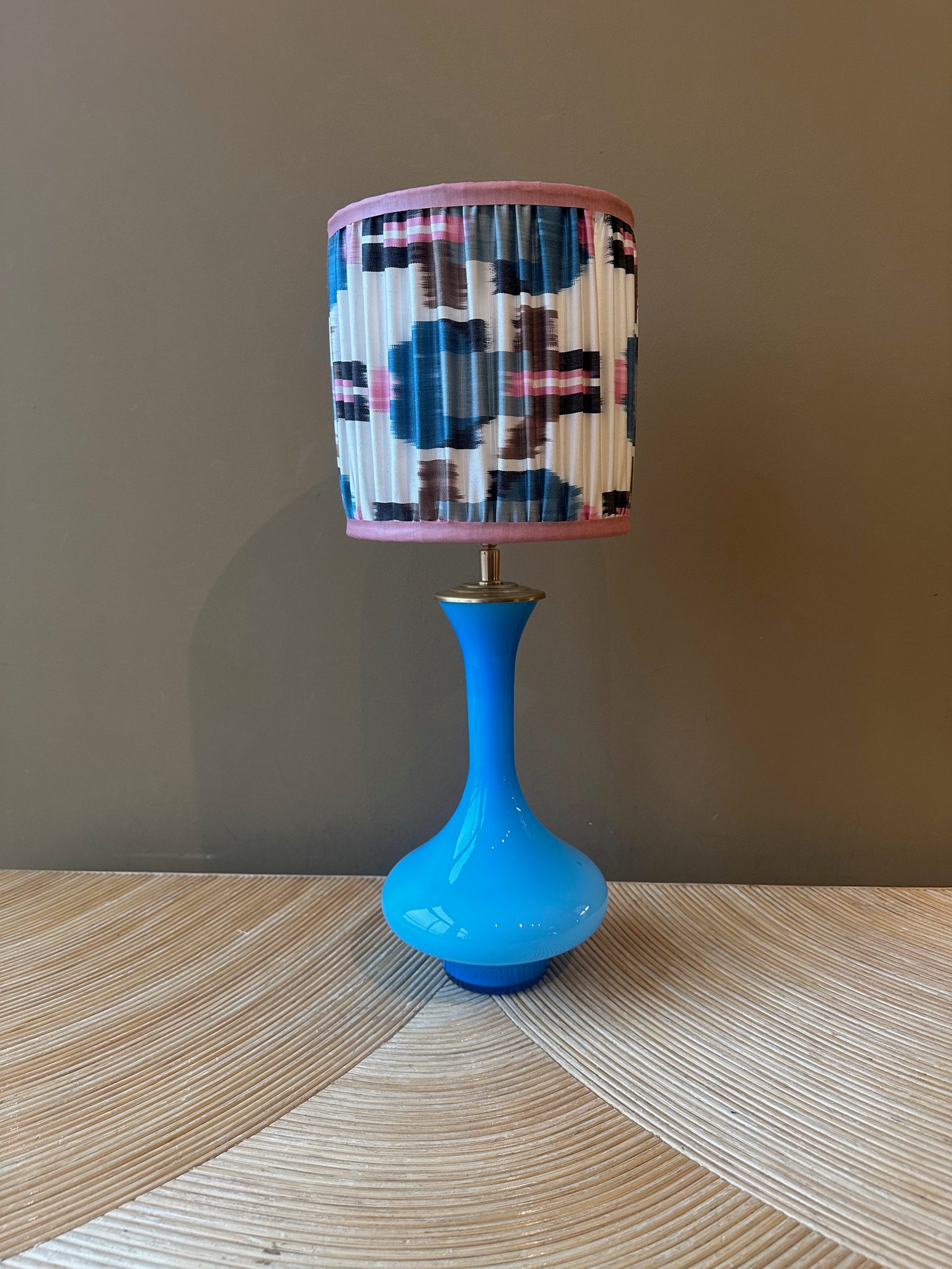 vintage turquoise hips_pink rocket pleated